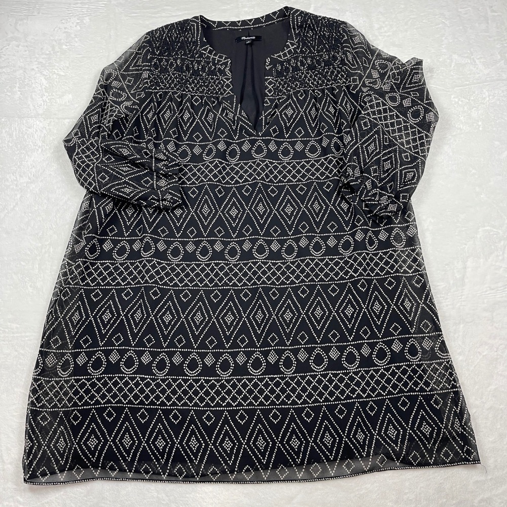 Madewell Black White Geometric Smocked V-Neck Shift Dress Size Medium Smocking - Picture 1 of 9
